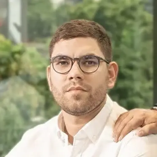 Foto de Alec Maia, fundador da AutoDay